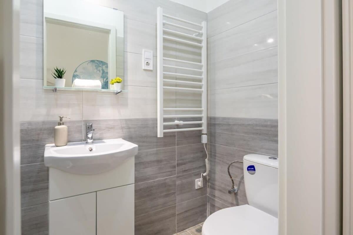 Mini Ultra Central Studio Budapest Eksteriør billede