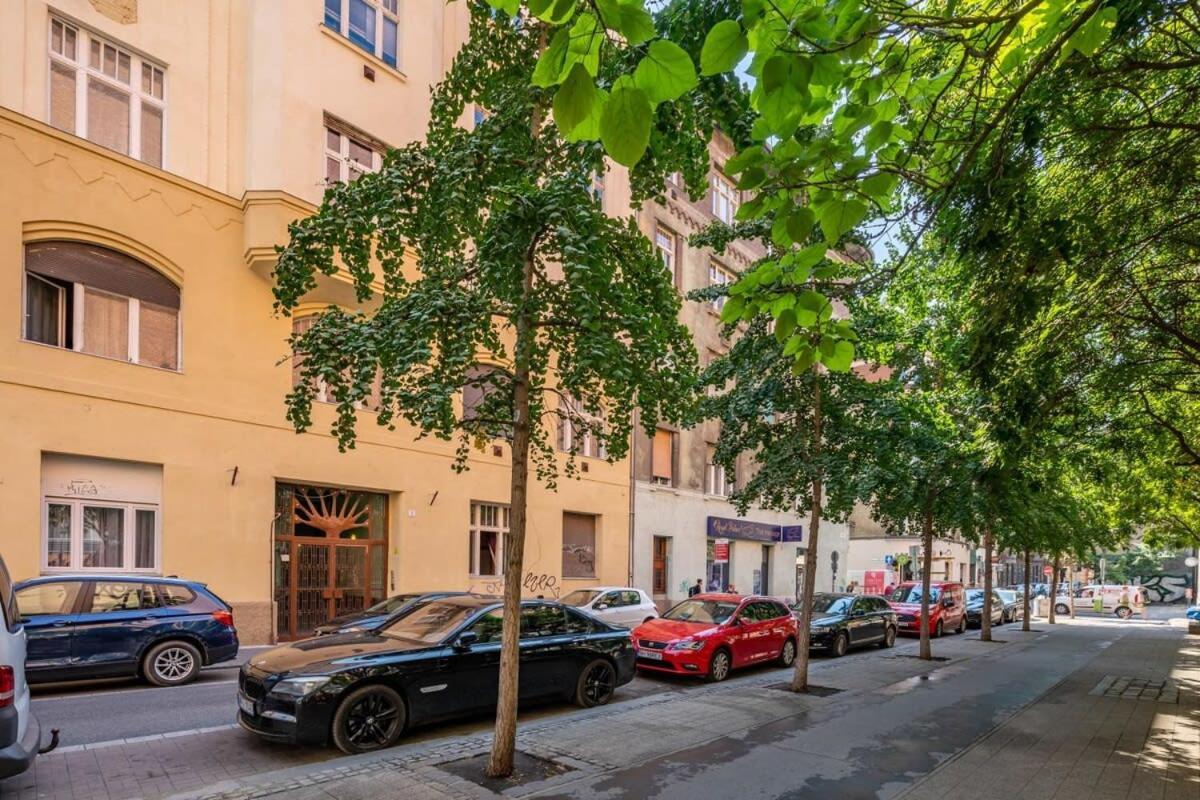 Mini Ultra Central Studio Budapest Eksteriør billede