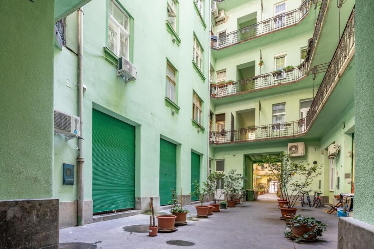 Mini Ultra Central Studio Budapest Eksteriør billede